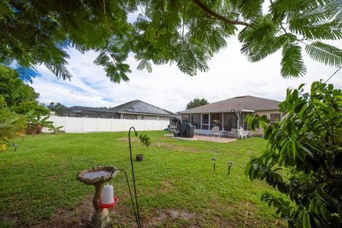 A home in Port St Lucie