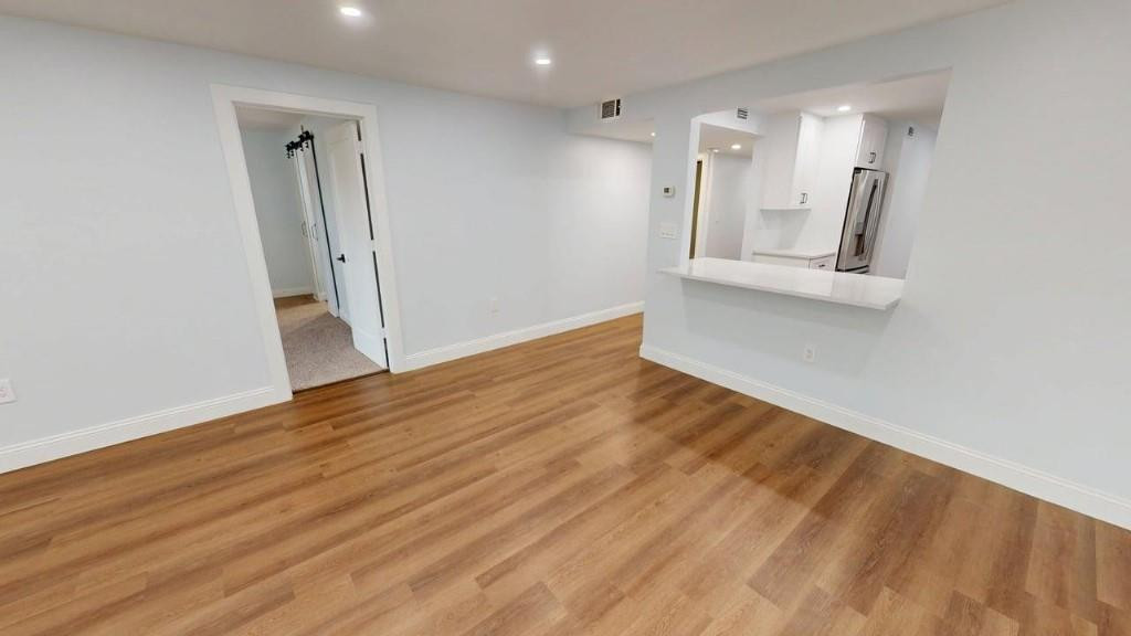 LINTON WOODS COND UNIT 20 - Residential