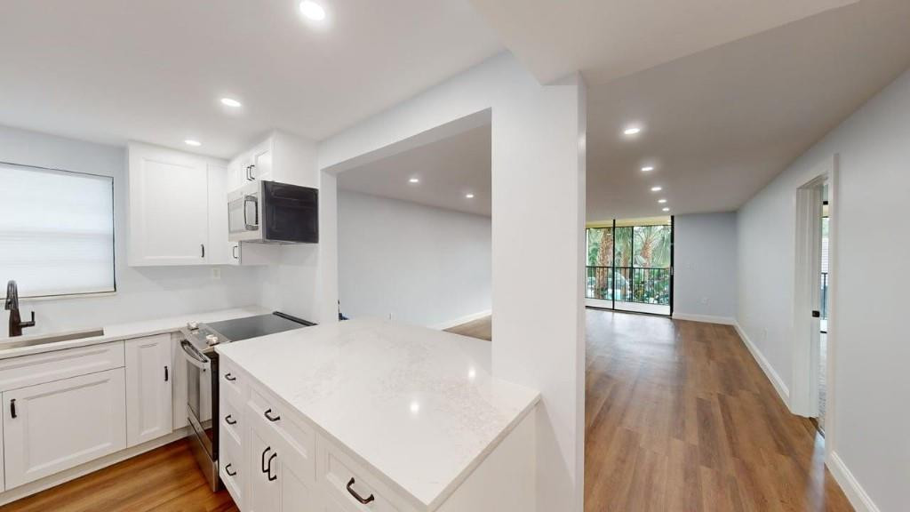 LINTON WOODS COND UNIT 20 - Residential