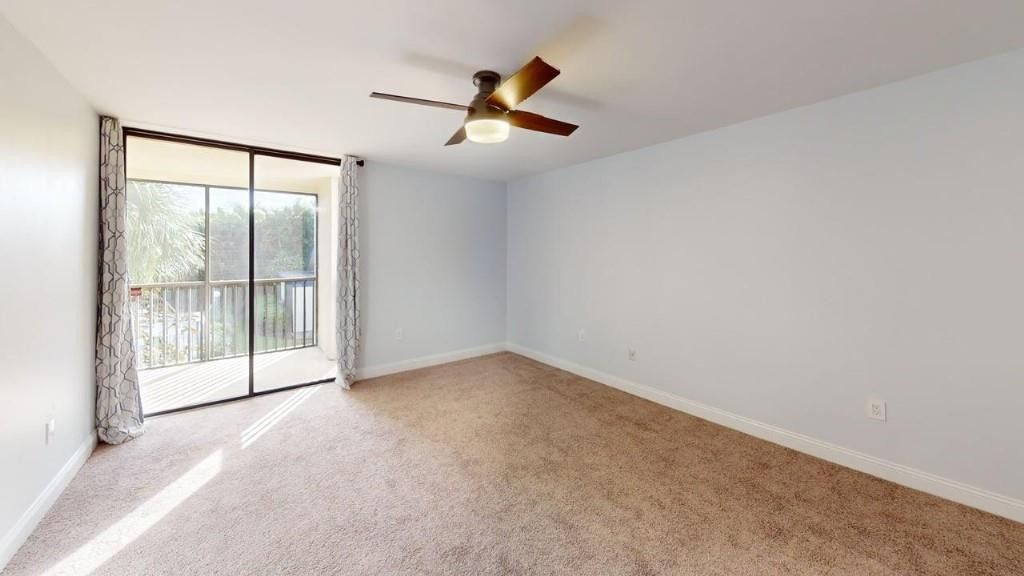 LINTON WOODS COND UNIT 20 - Residential