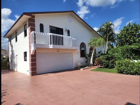 470 S Mars Way NE Juno Beach FL 33408