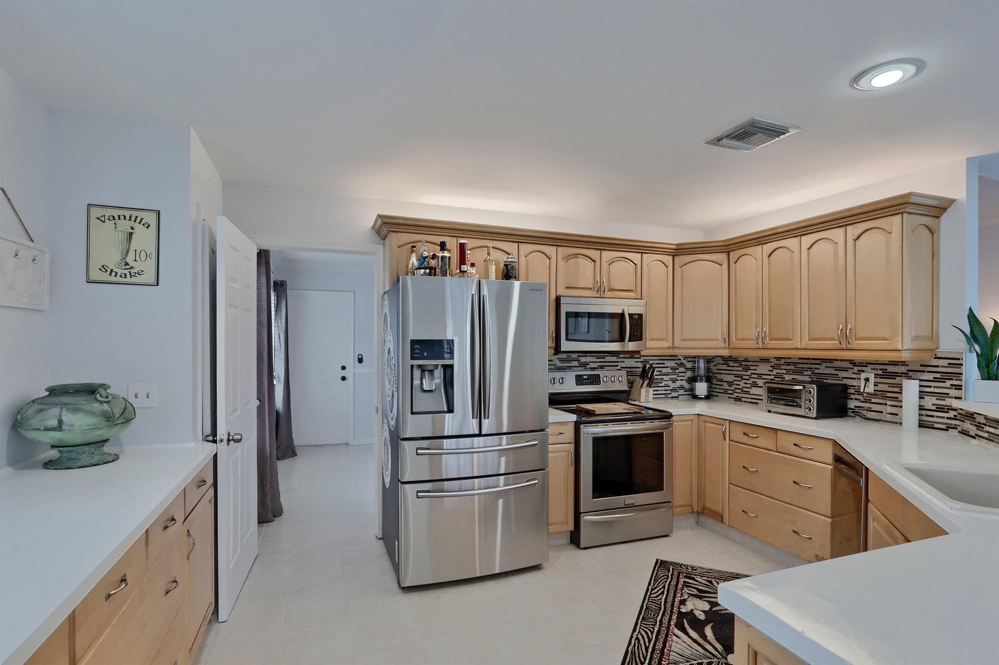 EMERALD FOREST - Residential