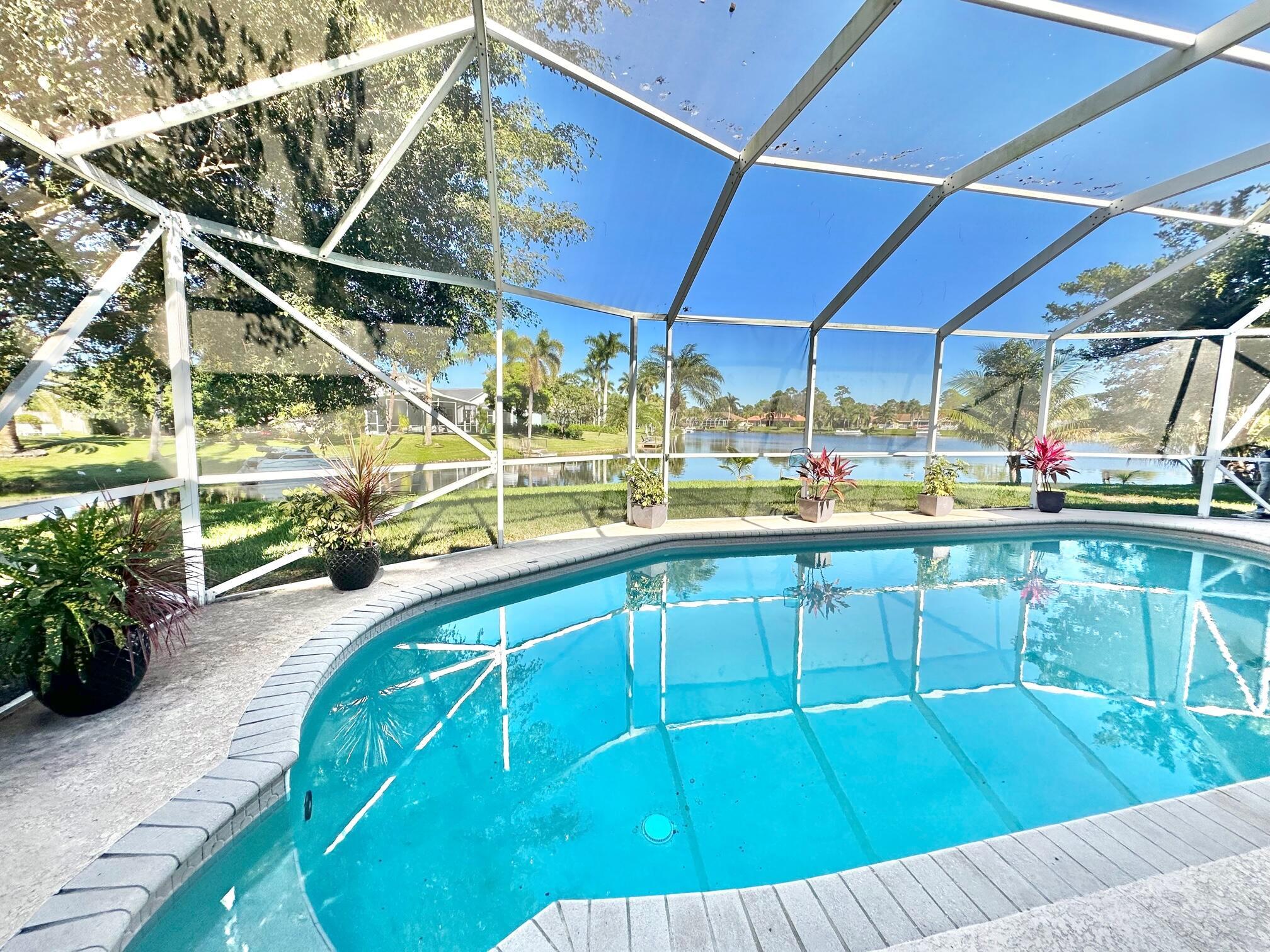 EMERALD FOREST - Residential