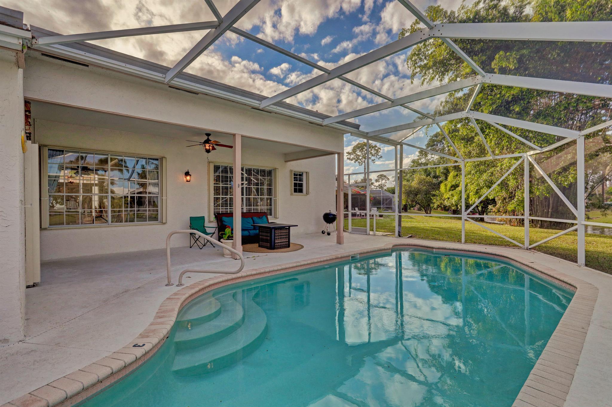 EMERALD FOREST - Residential