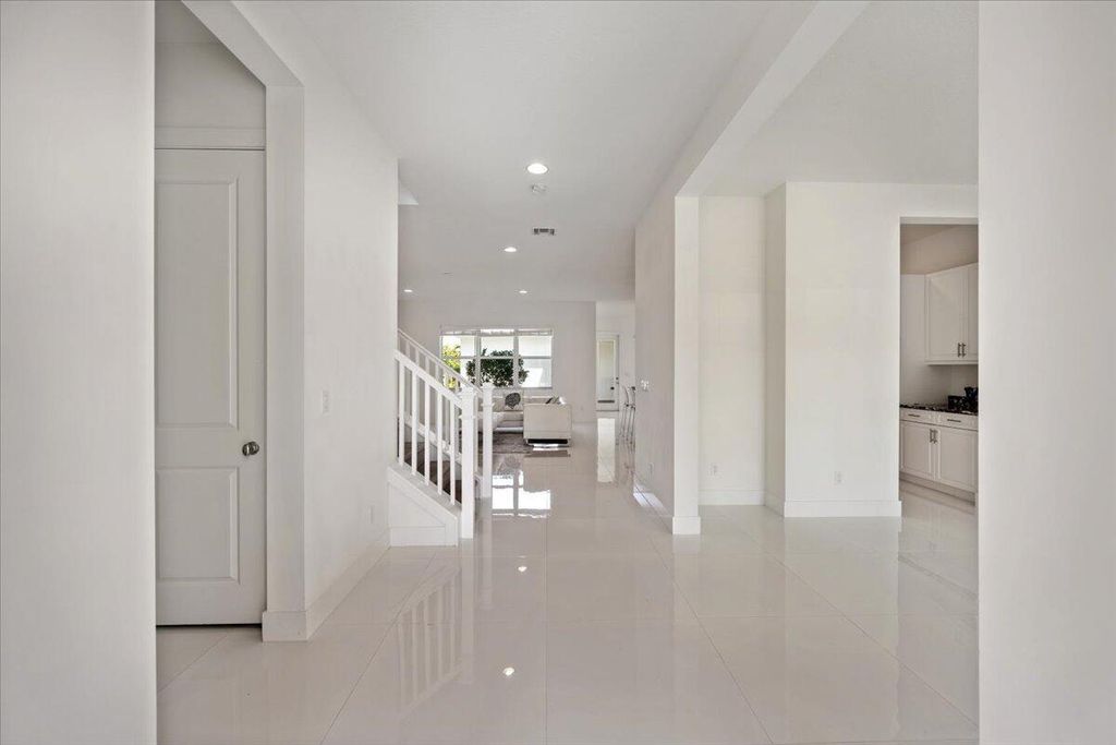 Photo of 8059 Hobbes Way, Palm Beach Gardens, FL 33418 (MLS # B26001786)