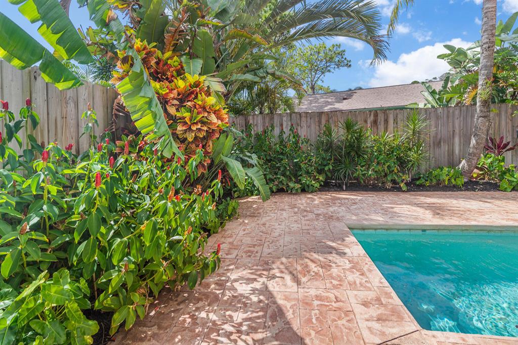 TIMBERCREEK - Residential