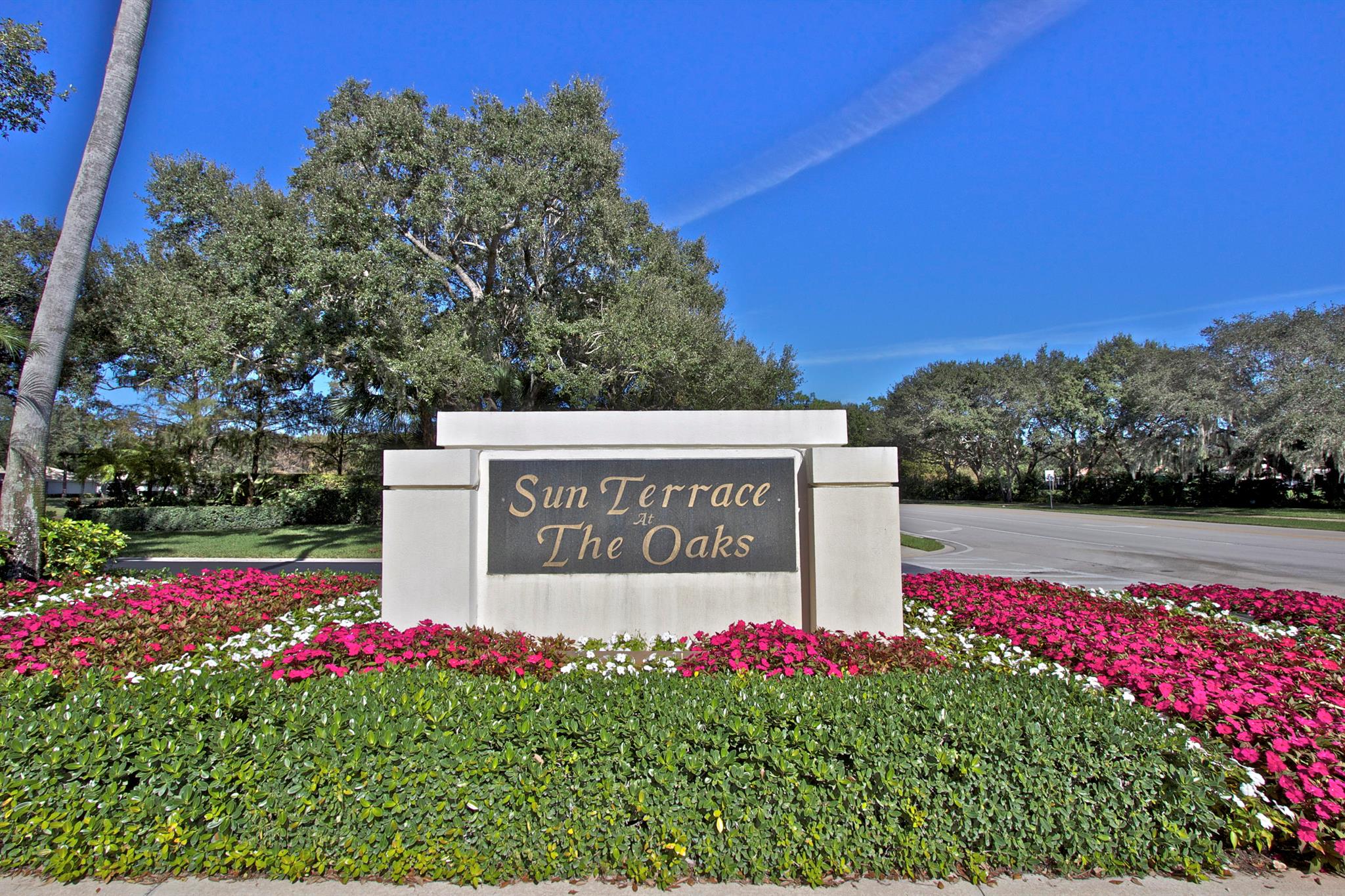 Oaks-Sun Terrace - Residential Lease
