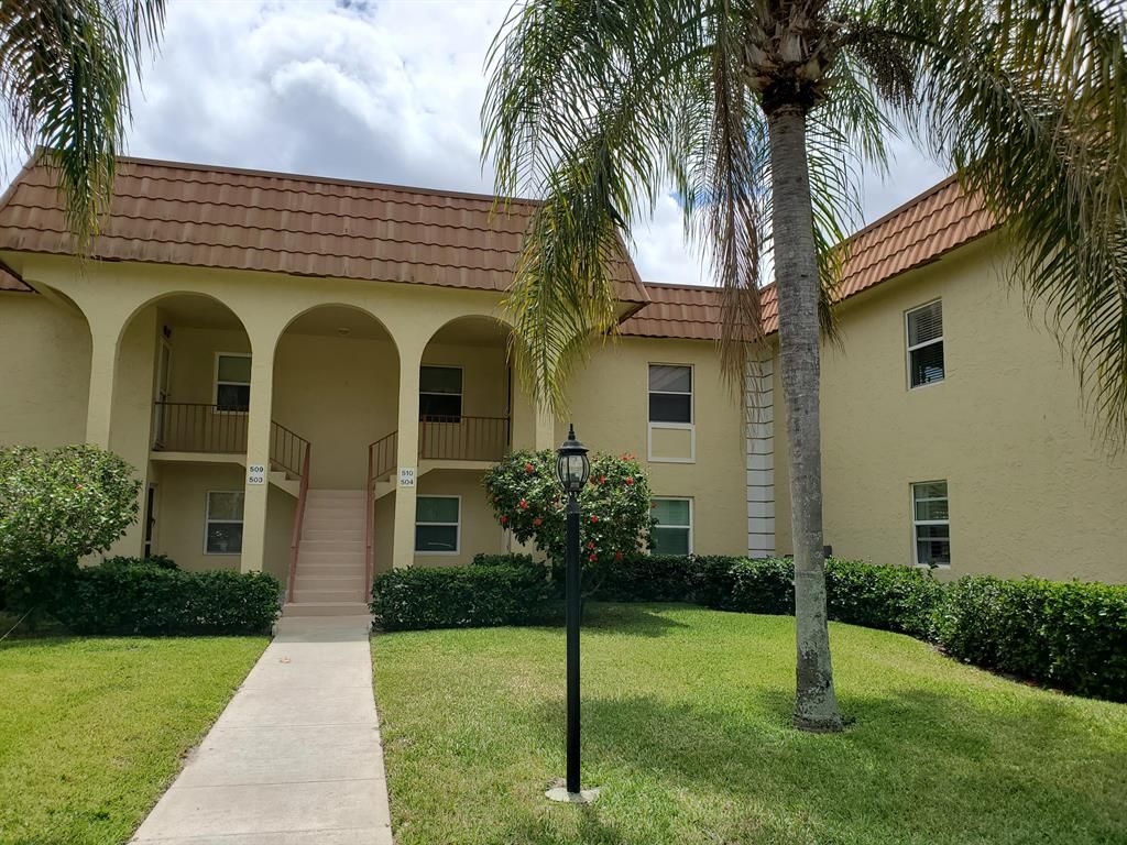 Photo of 717 S Us Highway 1 #504, Jupiter, FL 33477 (MLS # R10749235)