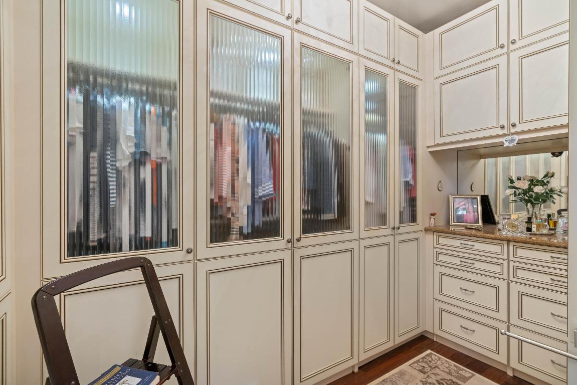 OLD PALM 4 - Residential