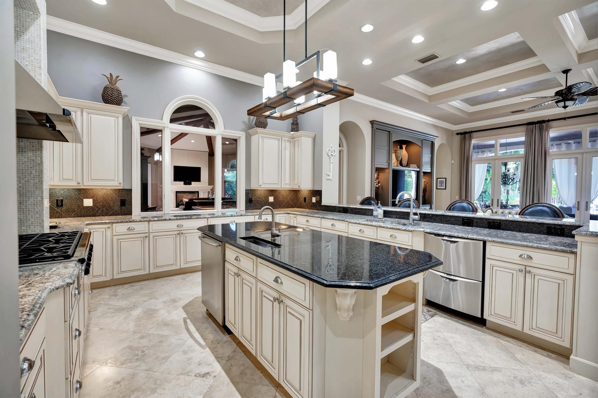 OLD PALM 4 - Residential