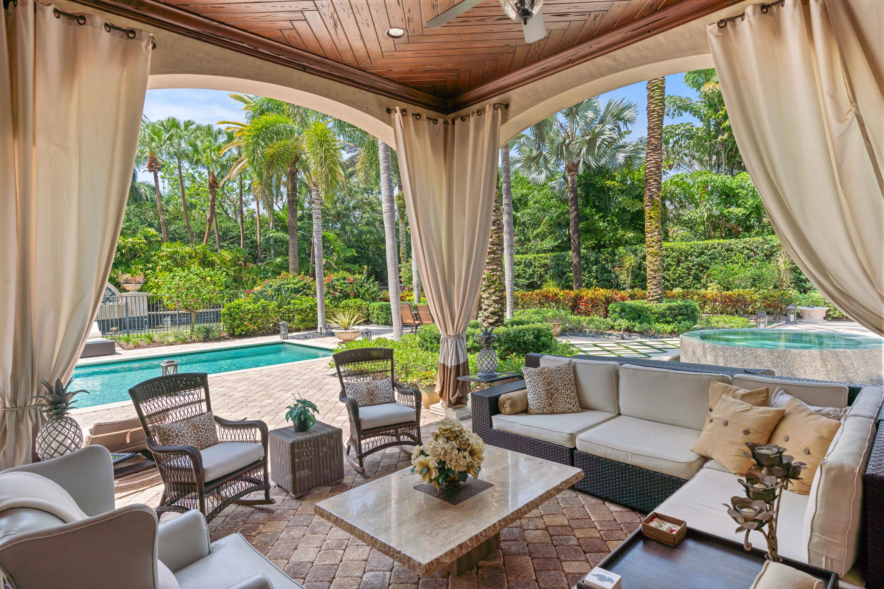 OLD PALM 4 - Residential