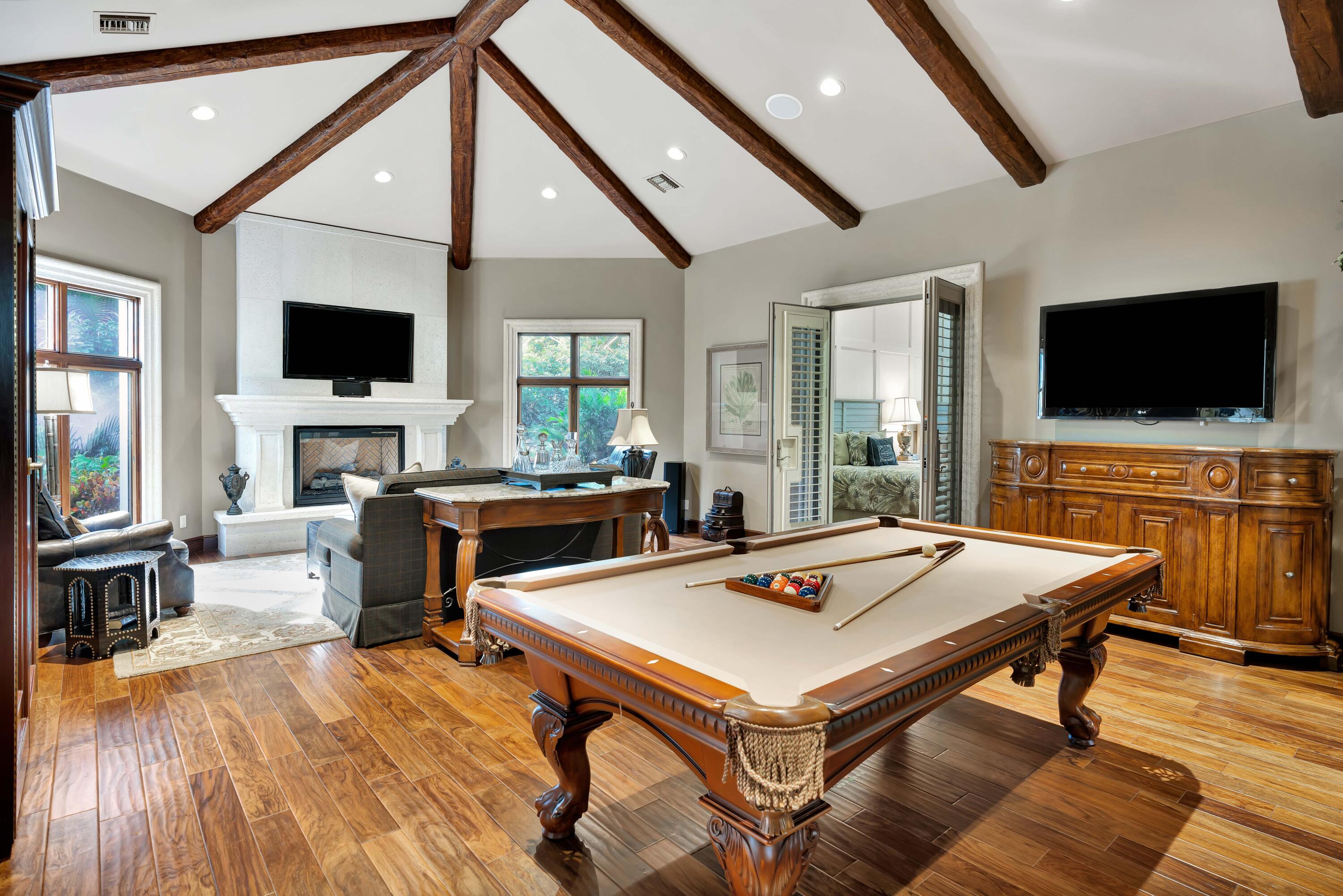OLD PALM 4 - Residential