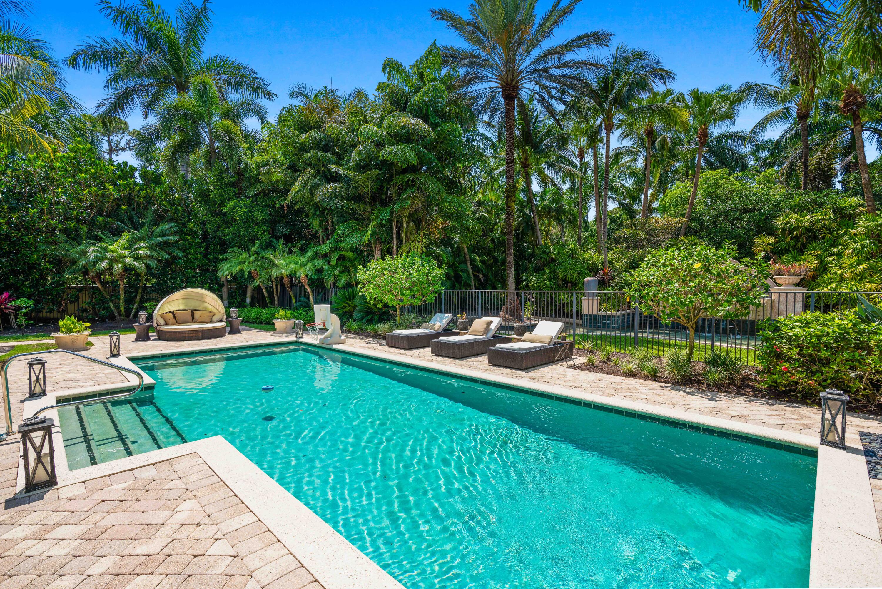 OLD PALM 4 - Residential