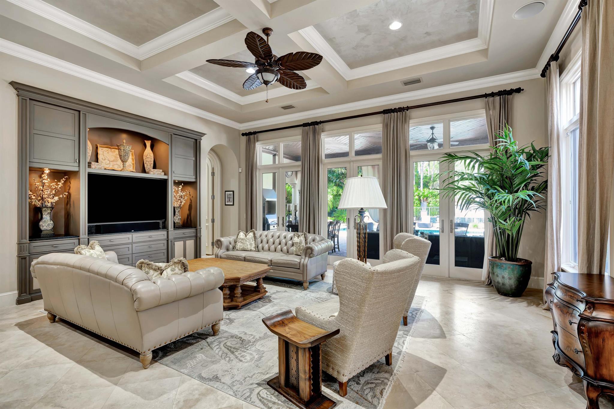 OLD PALM 4 - Residential