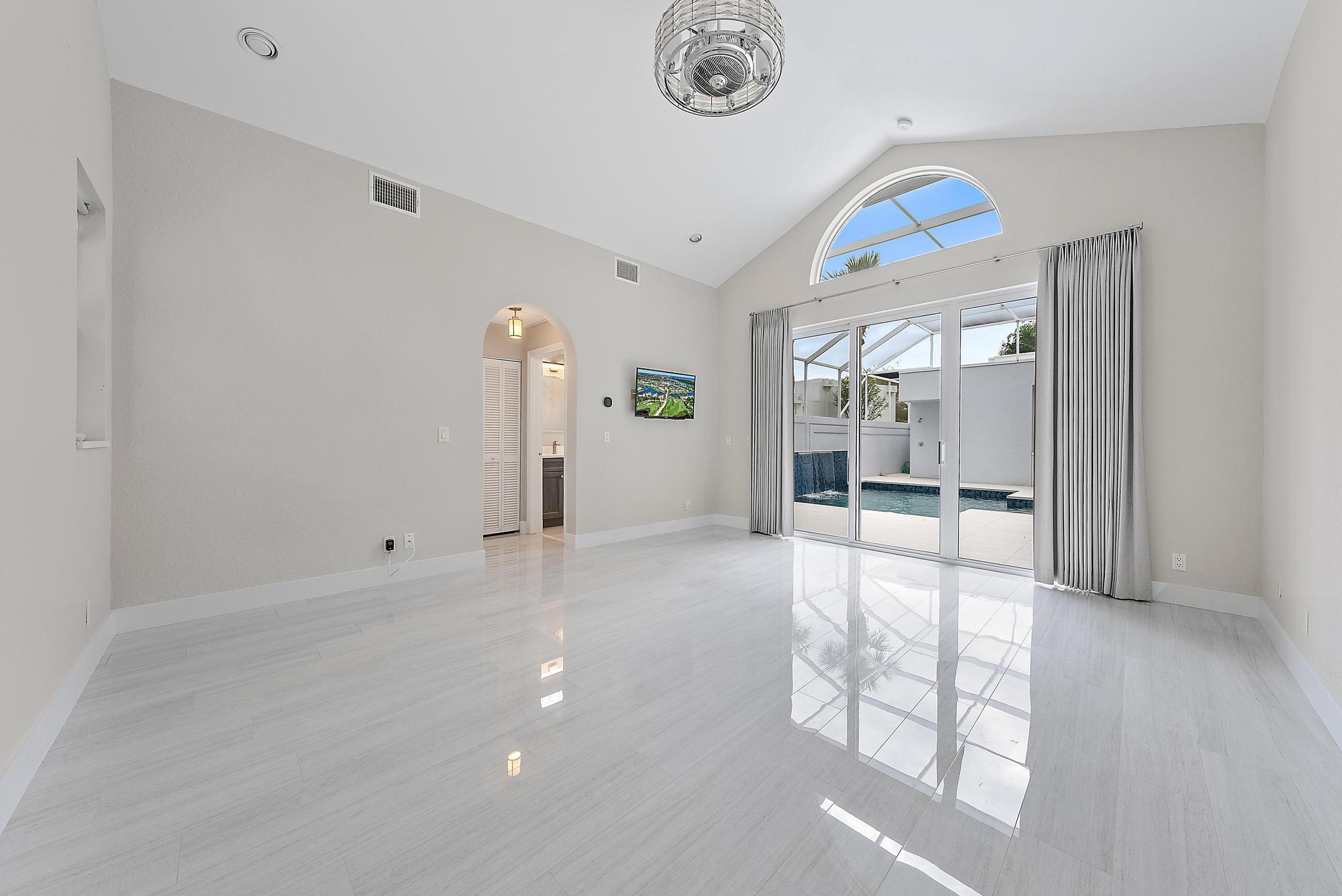 Admirals Cove - Residential