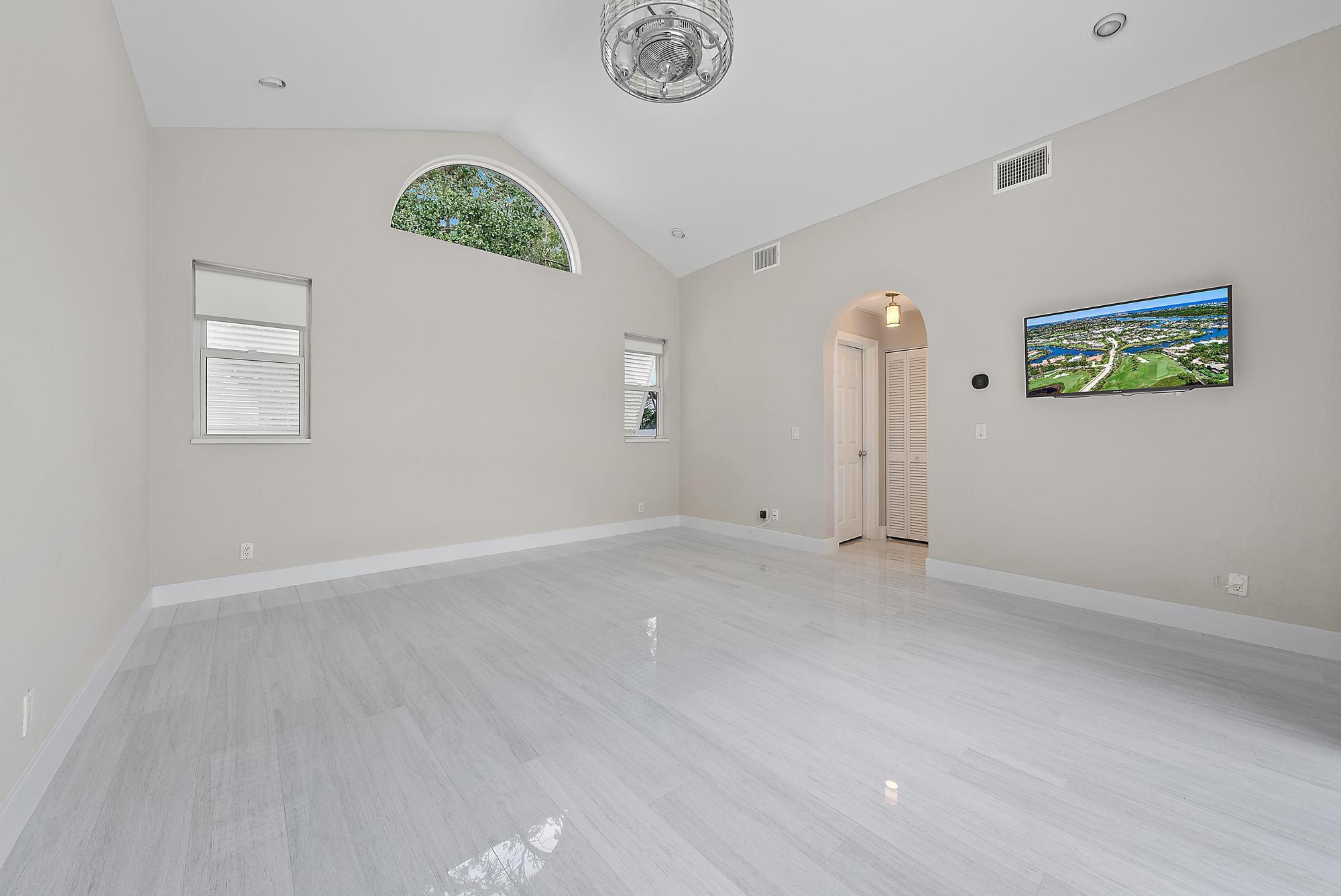 Admirals Cove - Residential