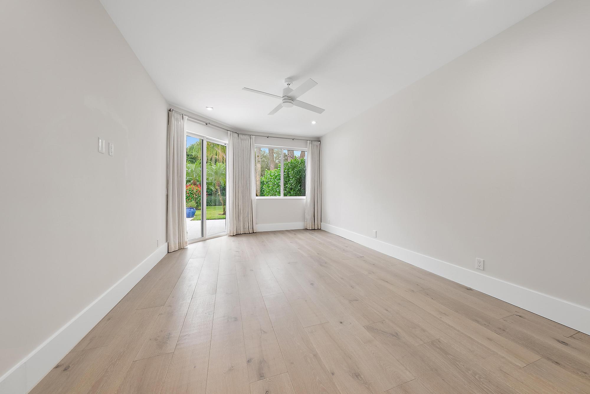 Admirals Cove - Residential