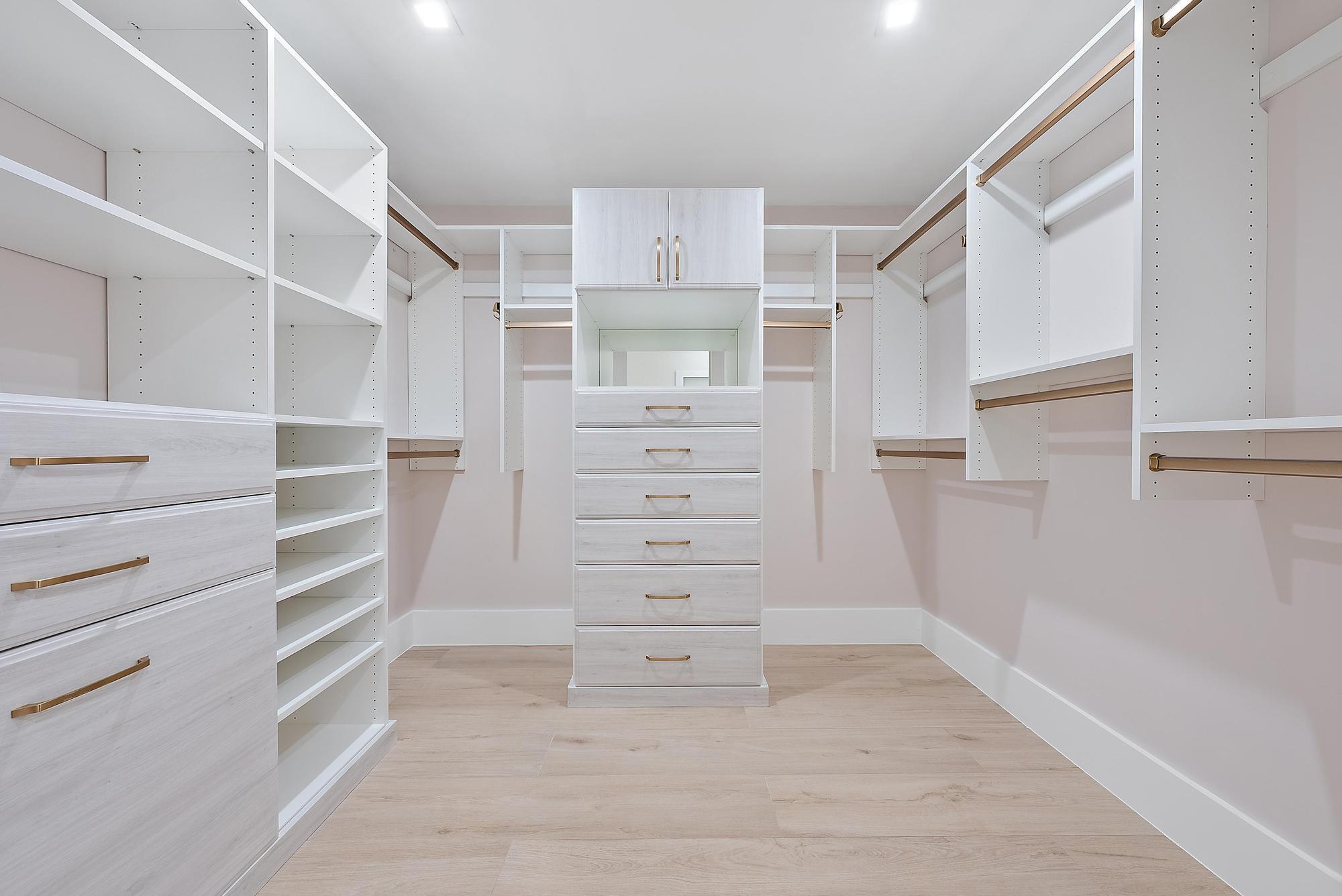 Admirals Cove - Residential