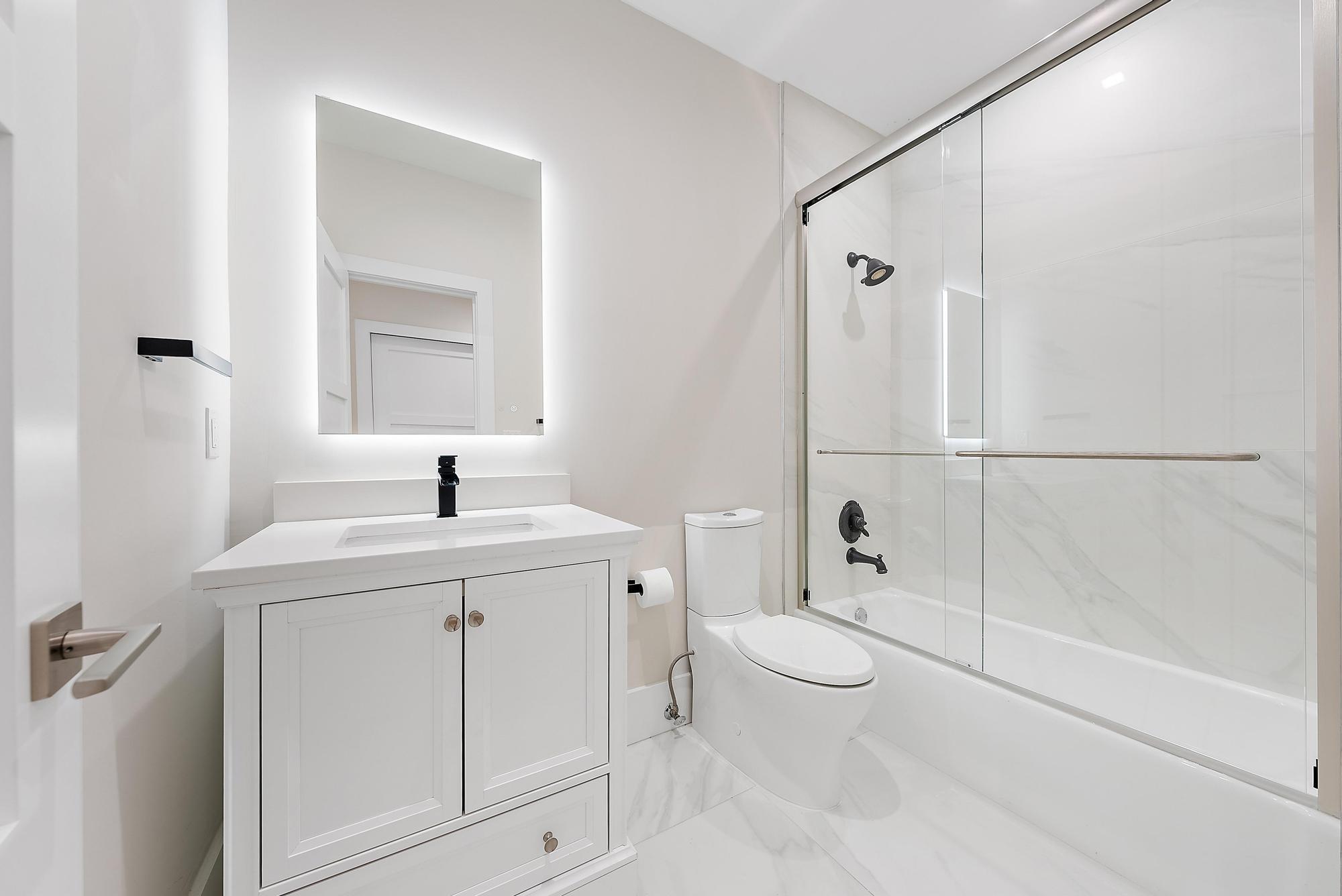 Admirals Cove - Residential