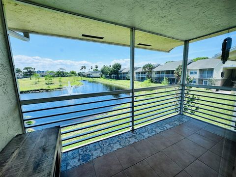 2827 N Course Dr 206 Pompano Beach FL 33069