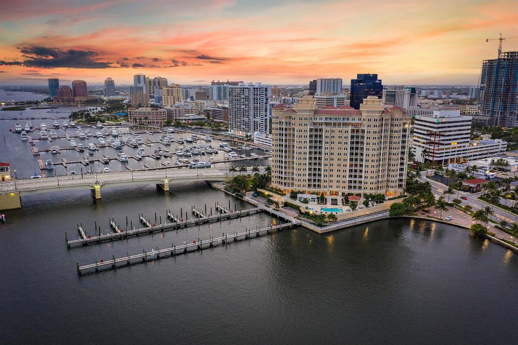 ONE WATERMARK PLACE OF THE PALM BEACHES CONDOMINIU - Residential