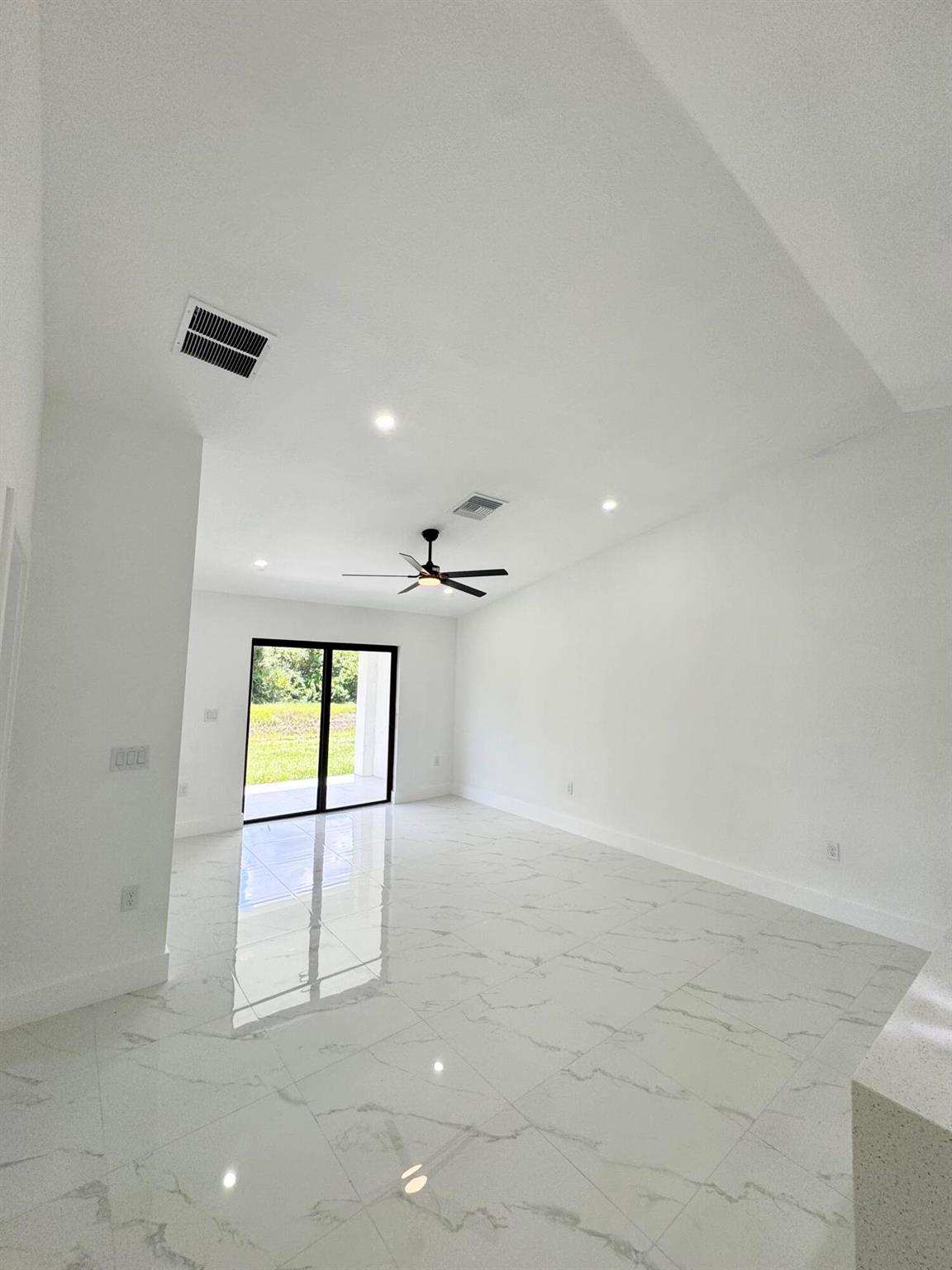 Lehigh Acres - Residential Lease