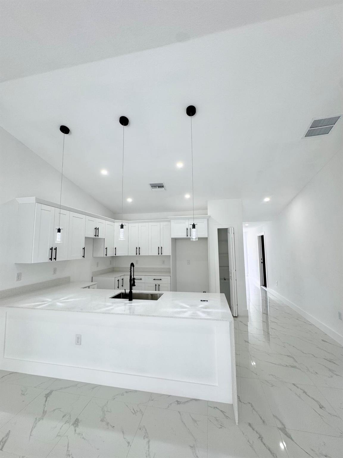 Lehigh Acres - Residential Lease