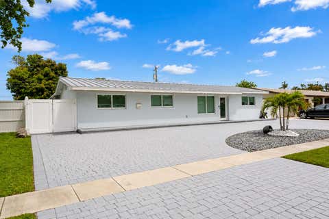Tiny photo for 1316 SE 3RD Avenue, Deerfield Beach, FL 33441 (MLS # B26052562)