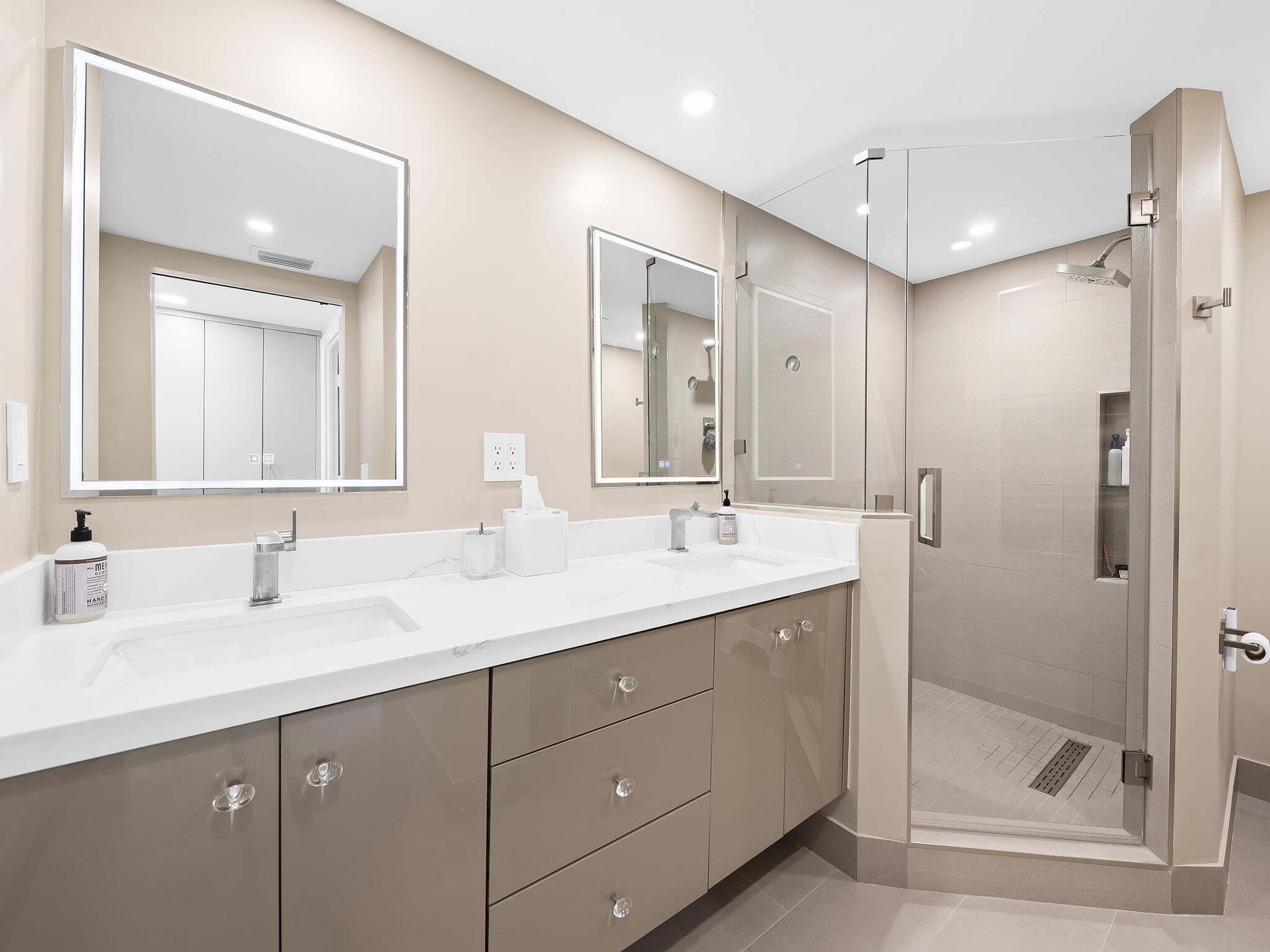 TRAFALGAR OF HIGHLAND BEACH CONDO - Residential