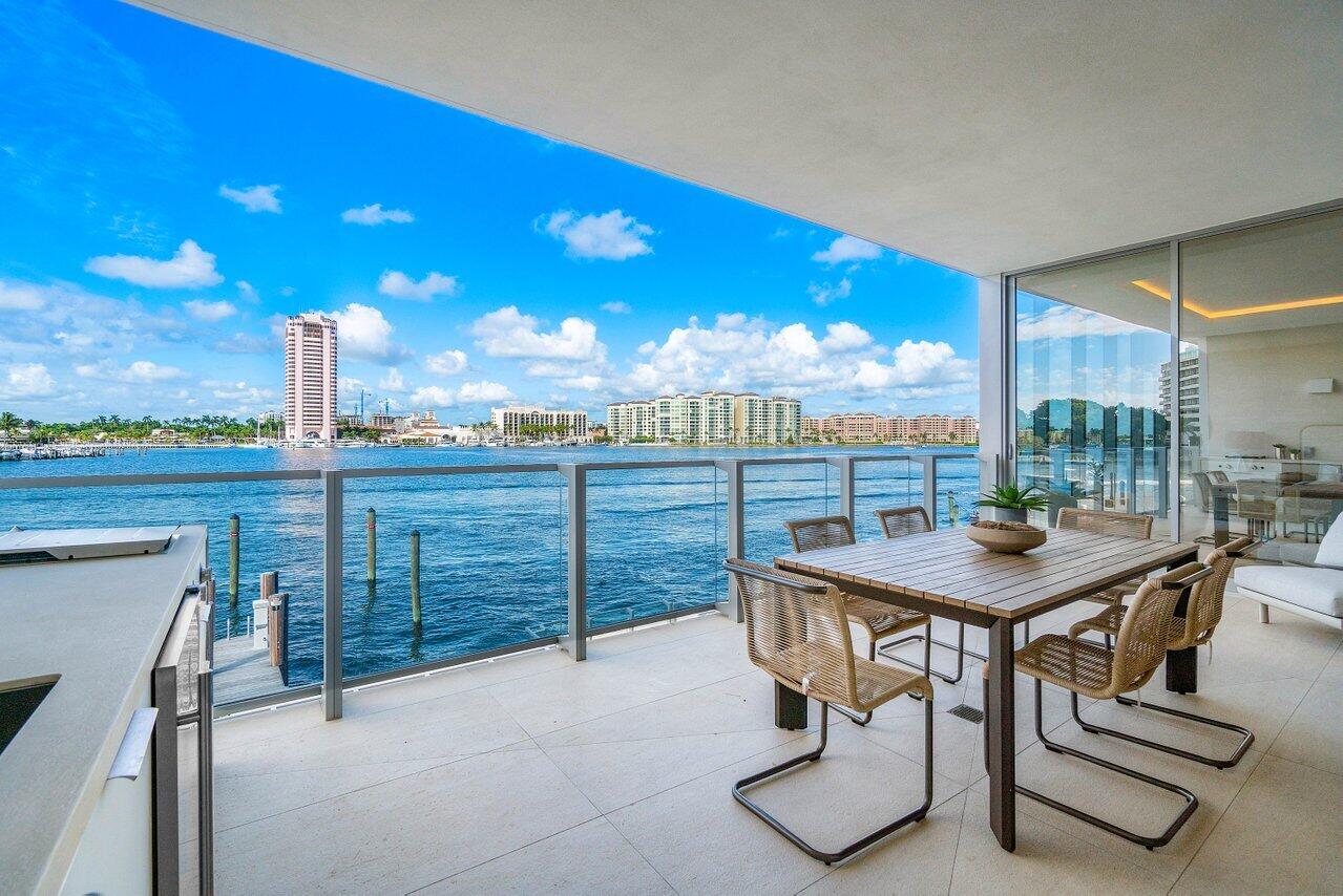 BOCA BEACH RESIDENCES - Residential