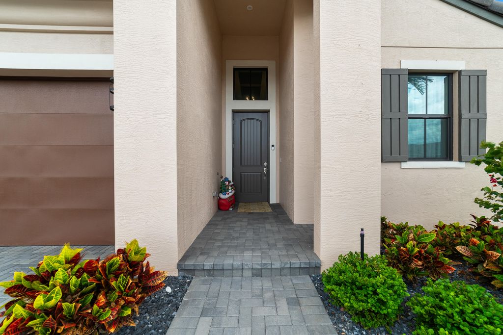 Photo of 2801 SE Ashfield Drive, Port Saint Lucie, FL 34984 (MLS # B26004187)