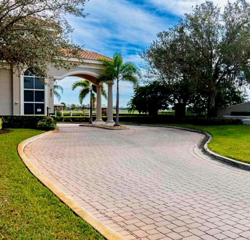 Photo of 3770 SW Stoneybrook Way, Palm City, FL 34990 (MLS # F10422079)