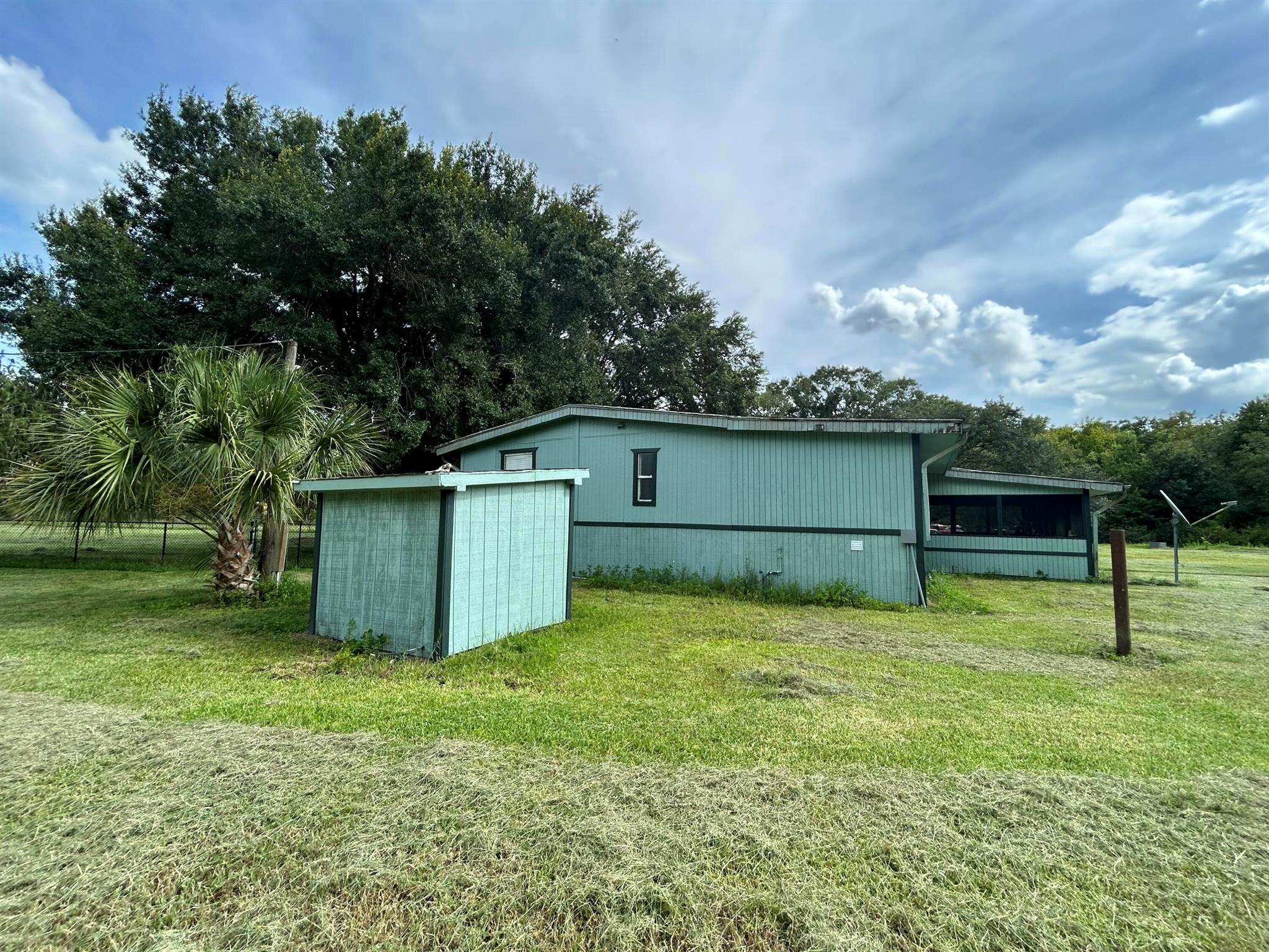 LAKE MONTAZA ESTATES - Residential