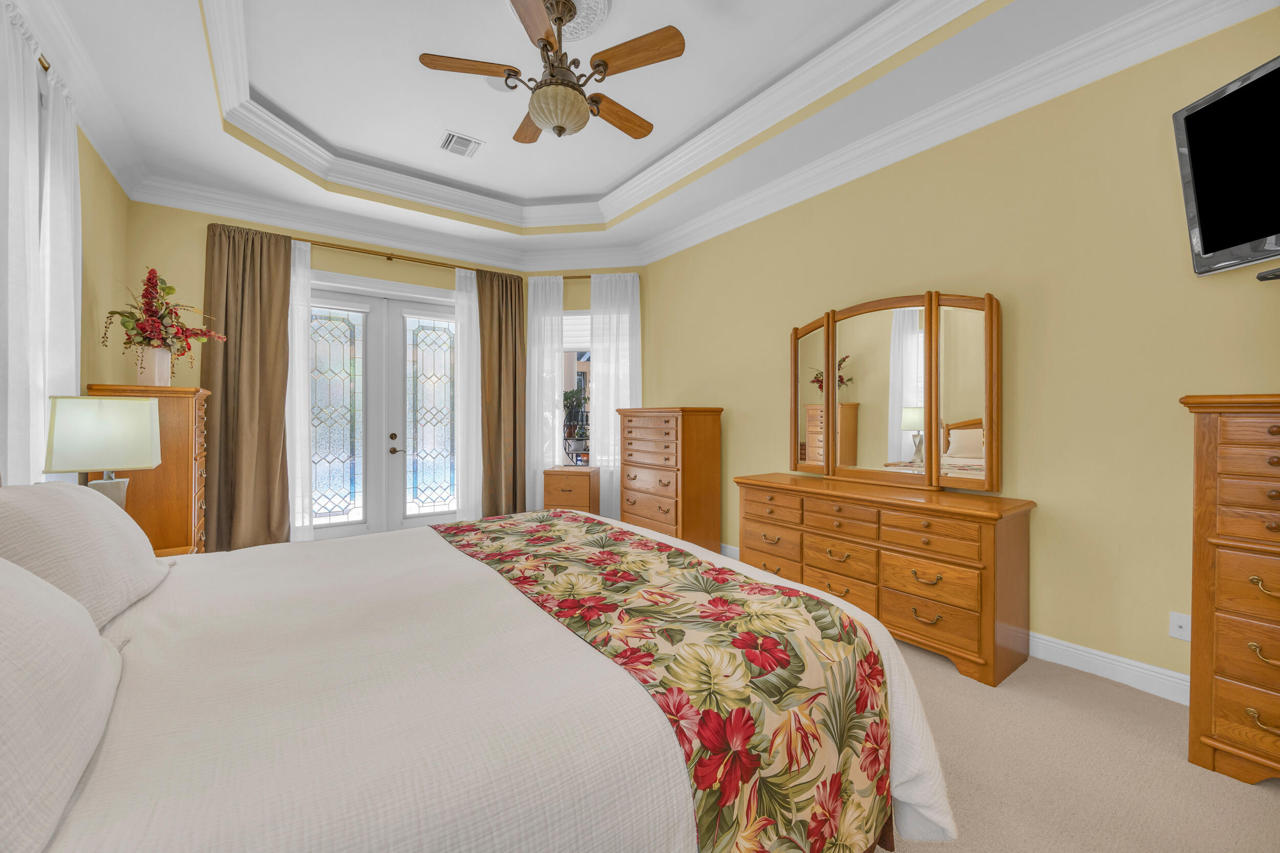 Country Club Pointe - Residential