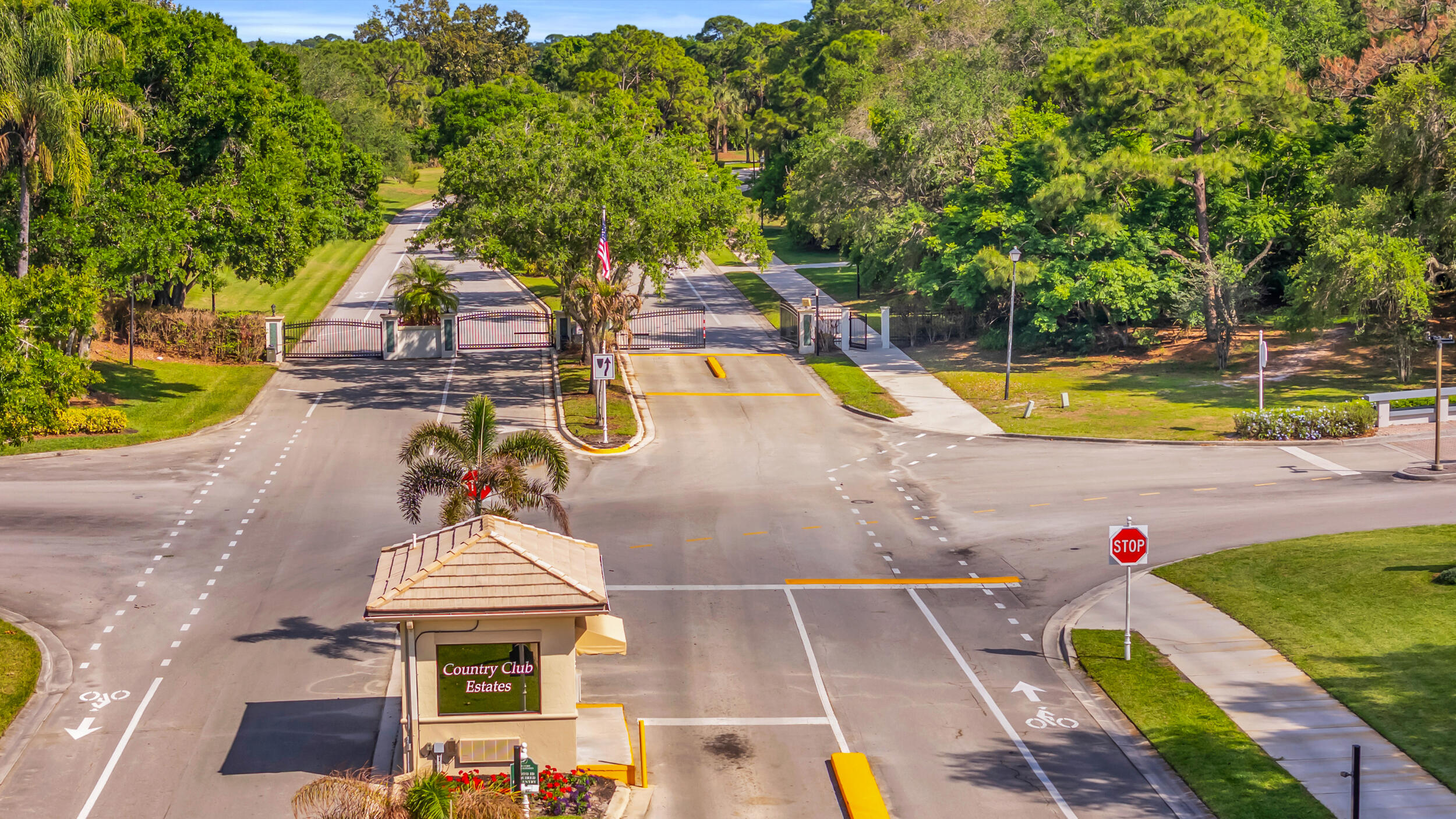 Country Club Pointe - Residential