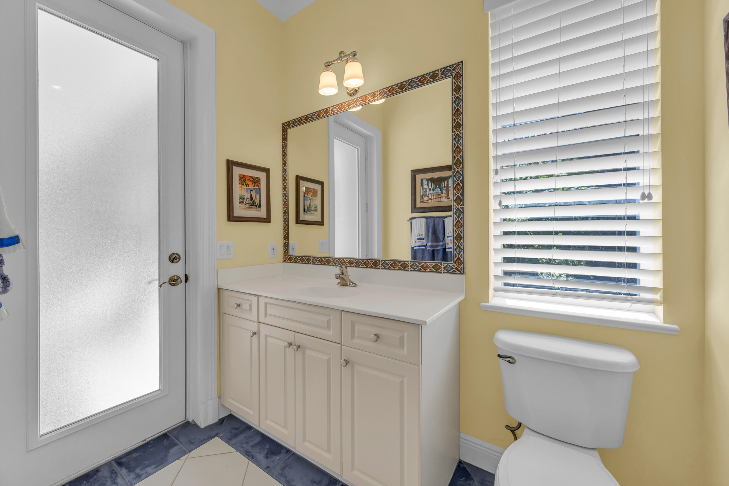 Country Club Pointe - Residential