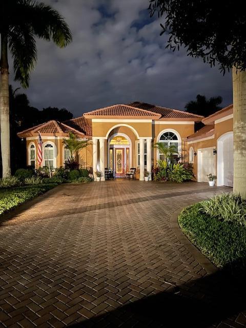 Country Club Pointe - Residential