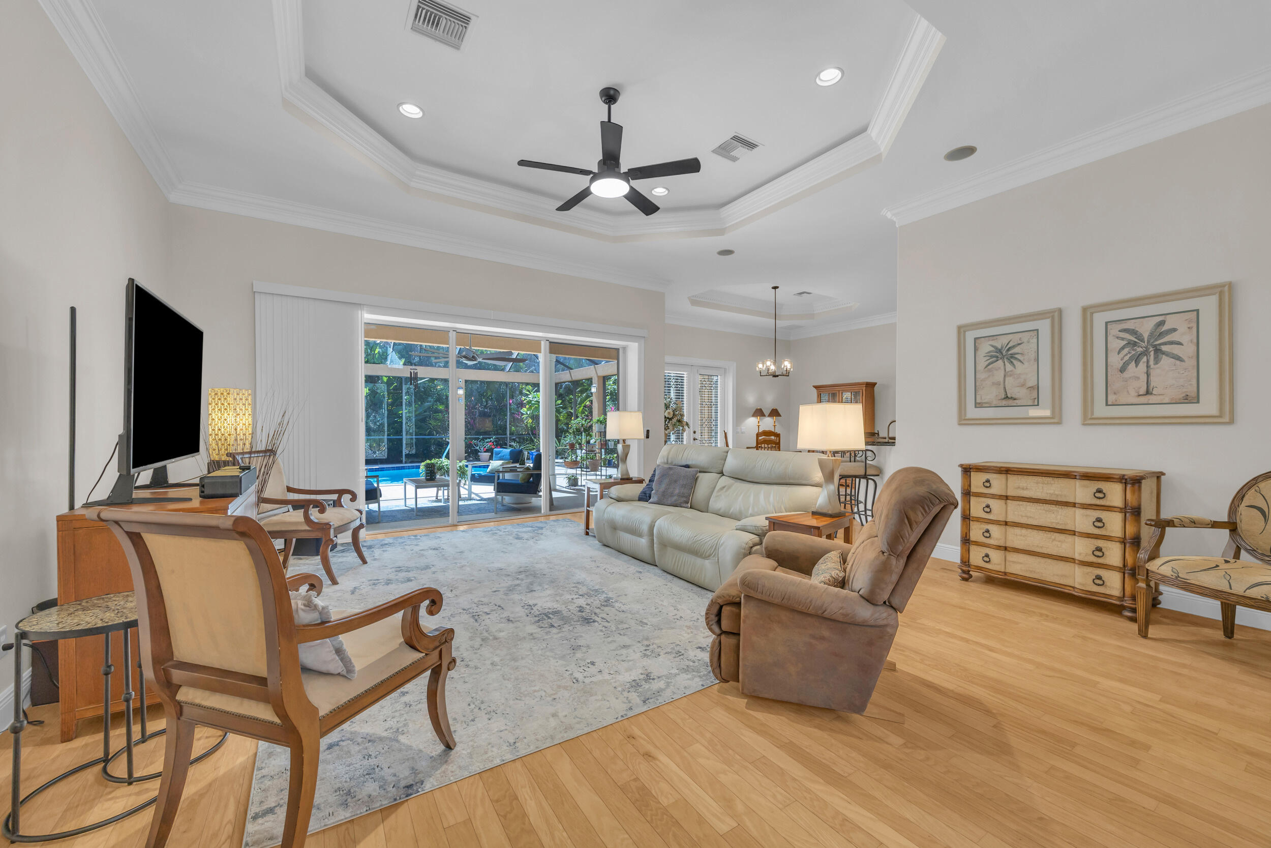 Country Club Pointe - Residential