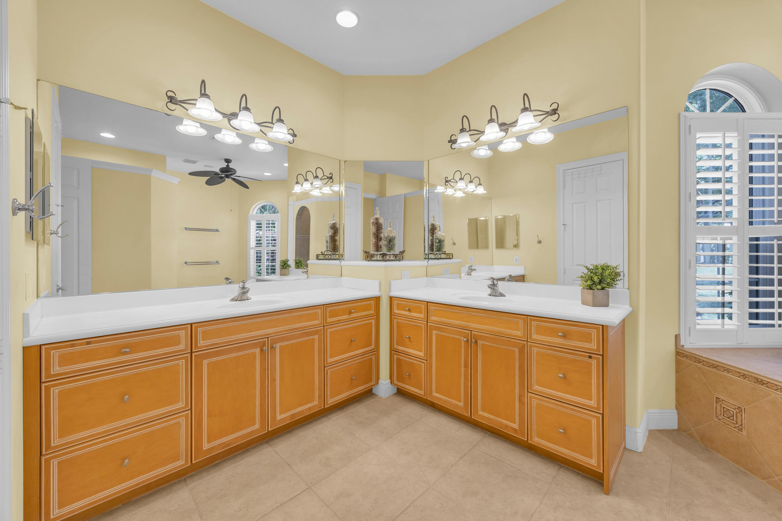 Country Club Pointe - Residential