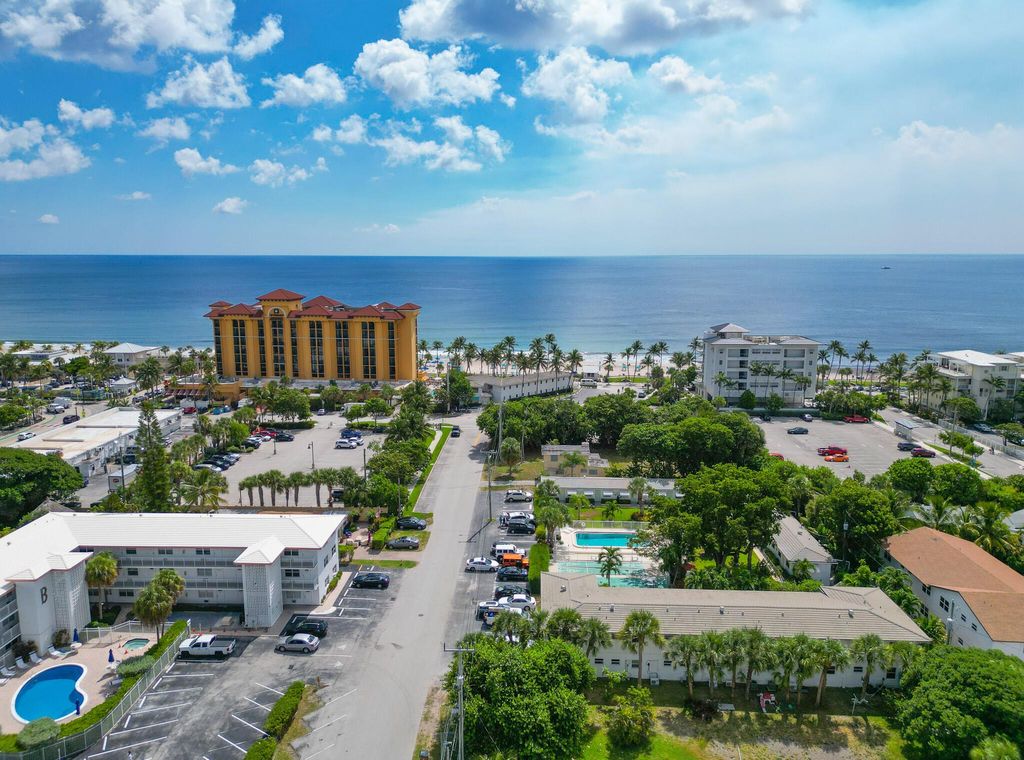 Photo of 2060 NE 1st Street #16, Deerfield Beach, FL 33441 (MLS # R11118202)