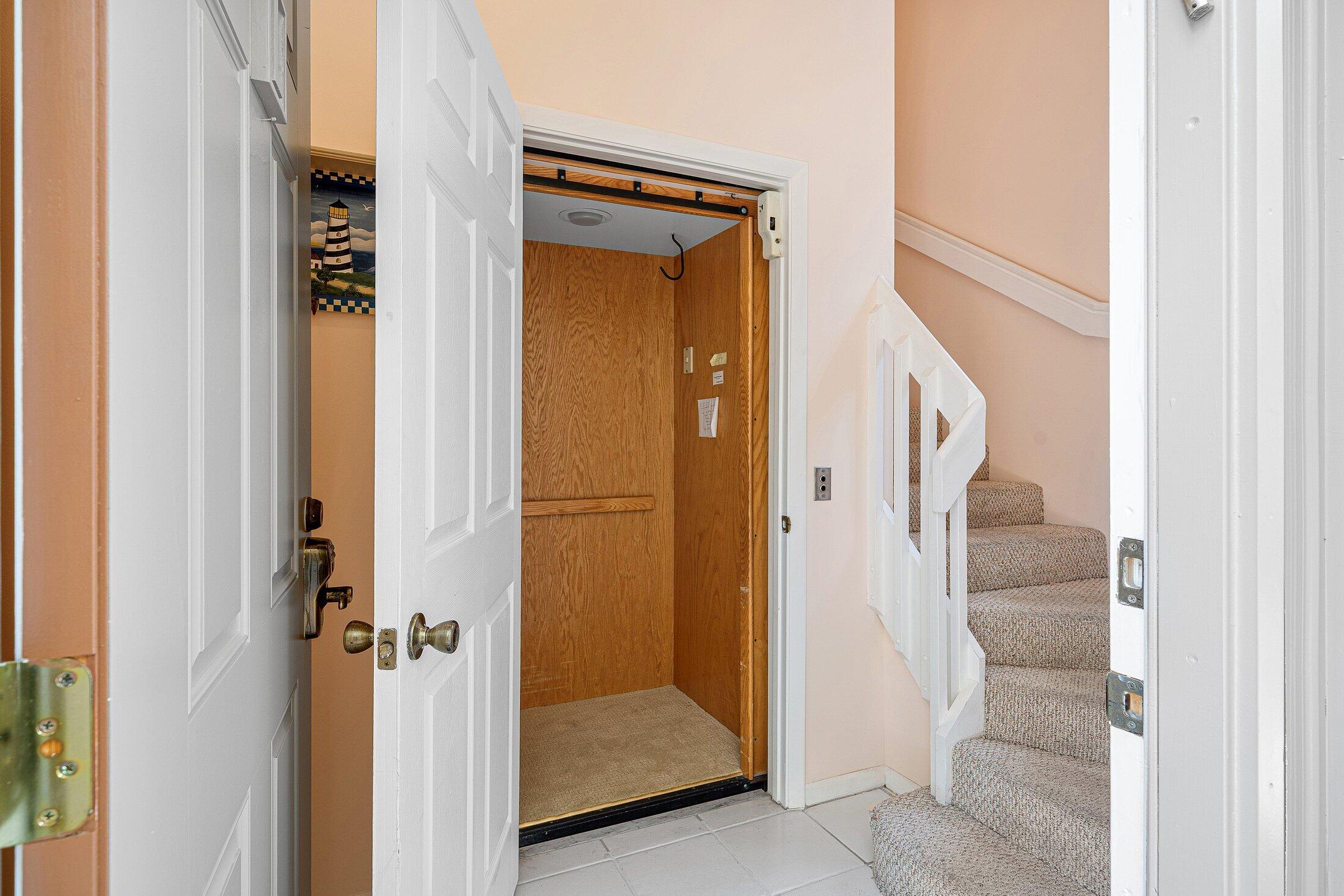 Properties | Stephanie Kaufman 5115 Europa Drive L