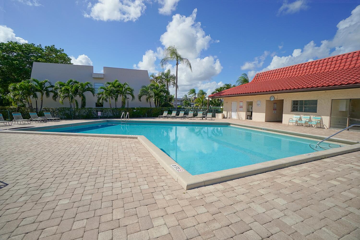 LAGO DEL REY CONDO - Residential Lease