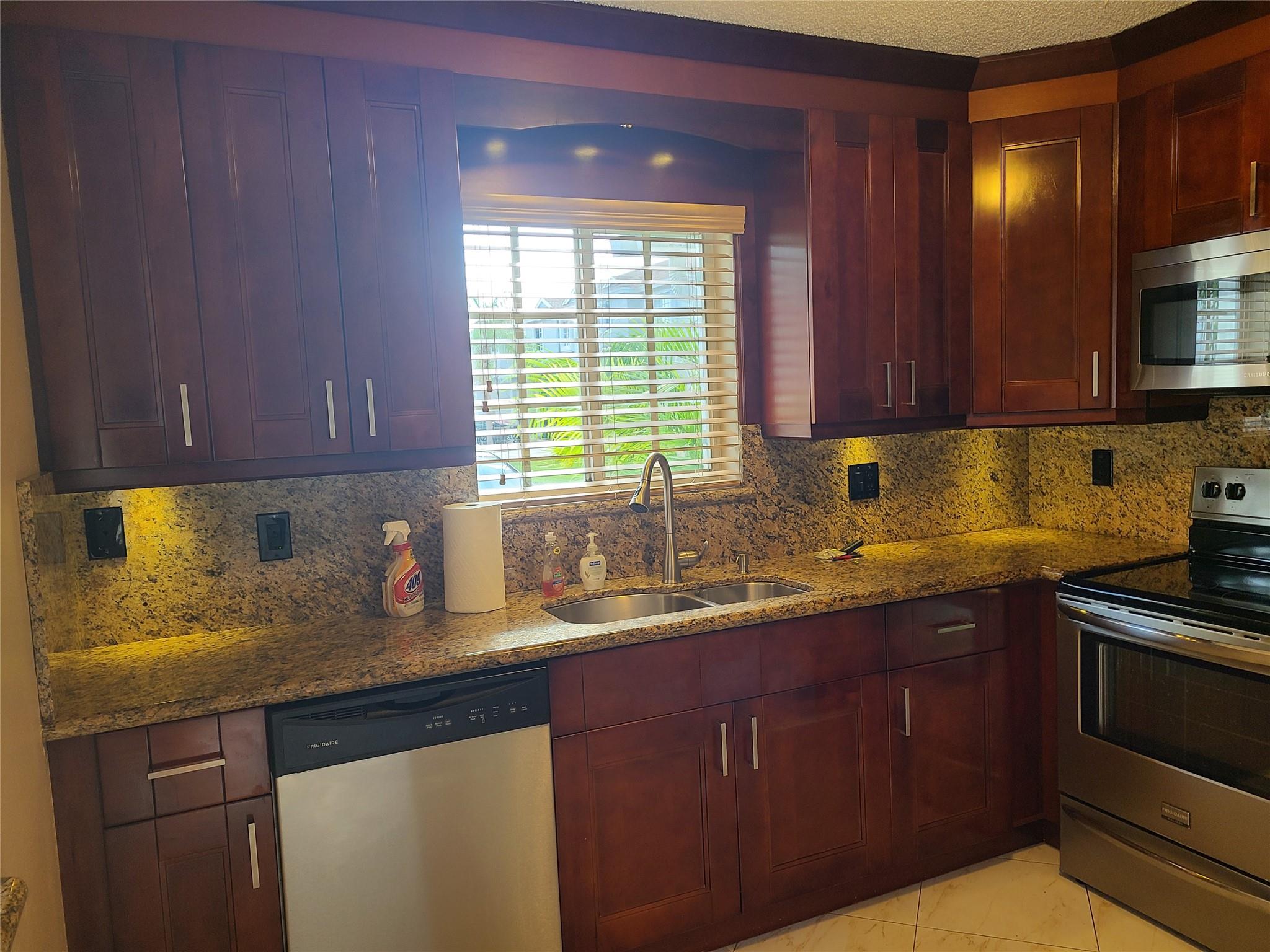 WATERWAYS - Residential Lease