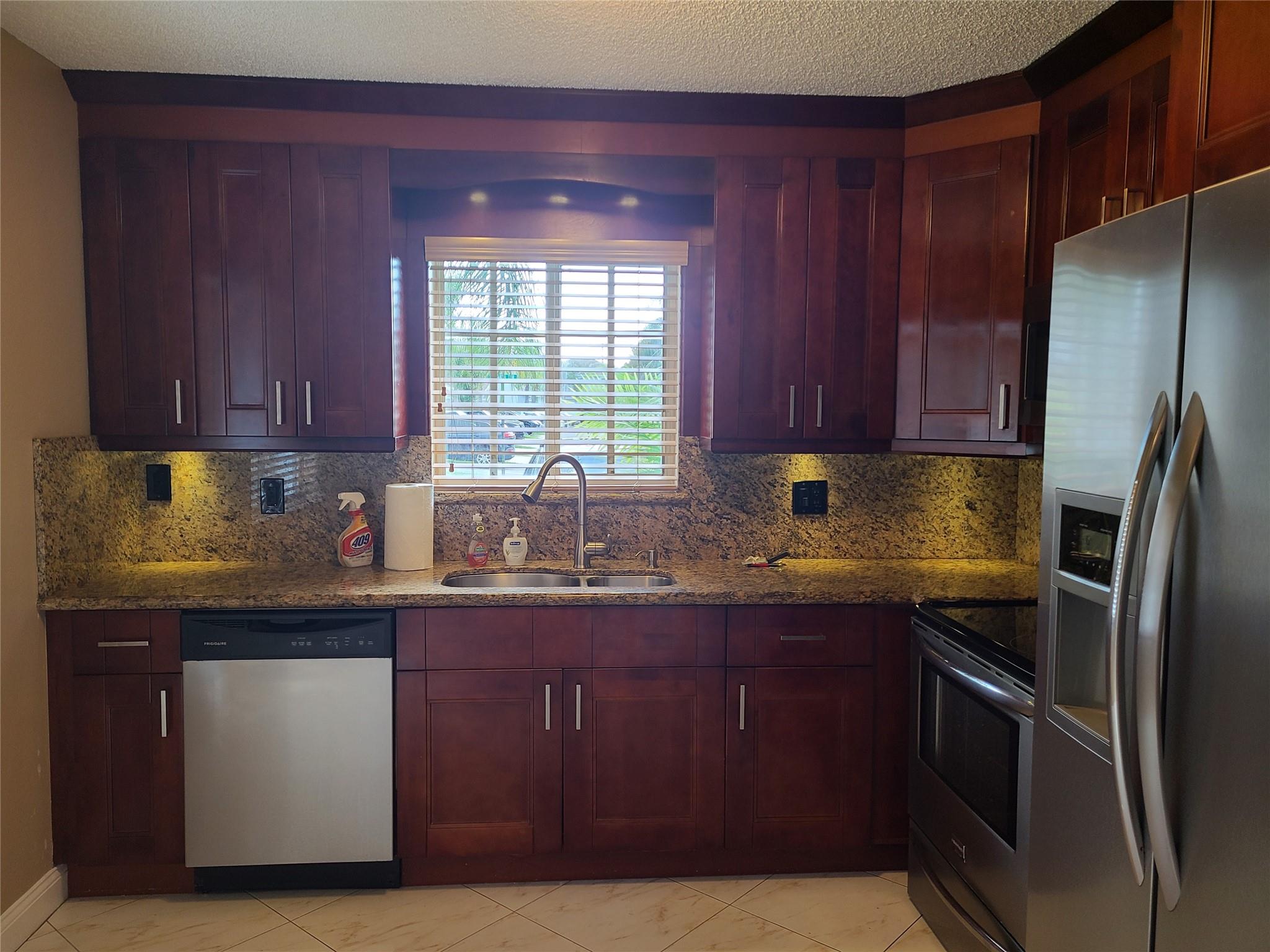 WATERWAYS - Residential Lease