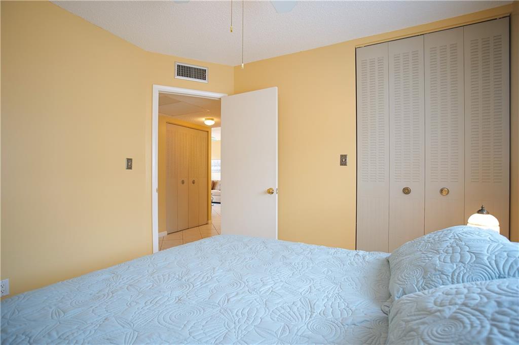 LAUDERHILL EAST - Residential