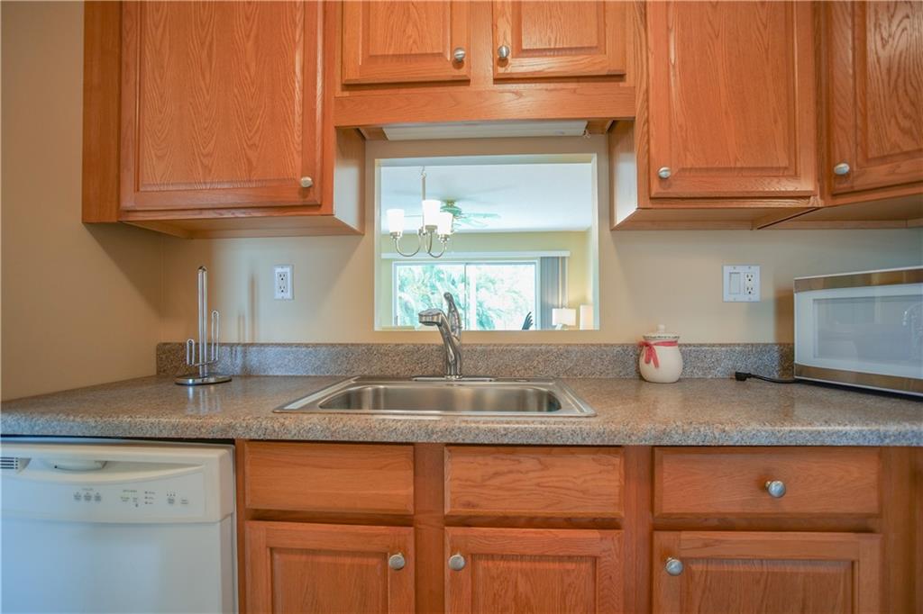 LAUDERHILL EAST - Residential