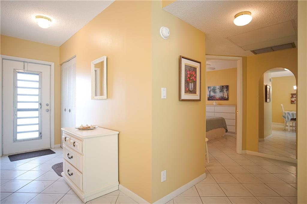LAUDERHILL EAST - Residential