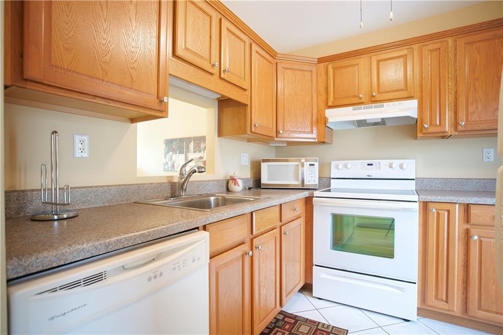 LAUDERHILL EAST - Residential