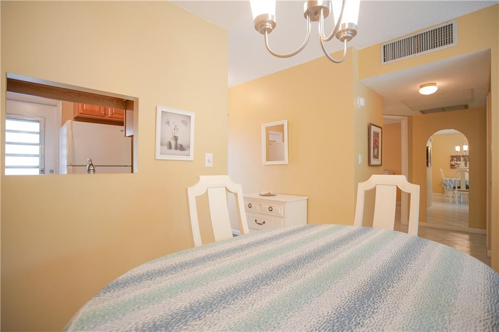 LAUDERHILL EAST - Residential