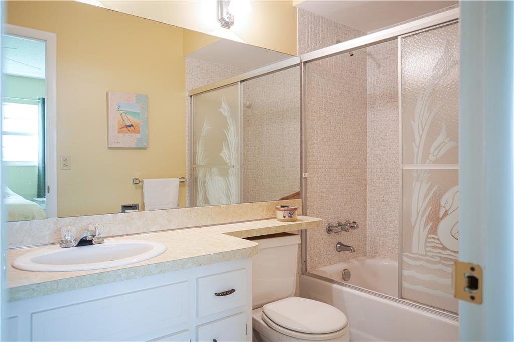 LAUDERHILL EAST - Residential